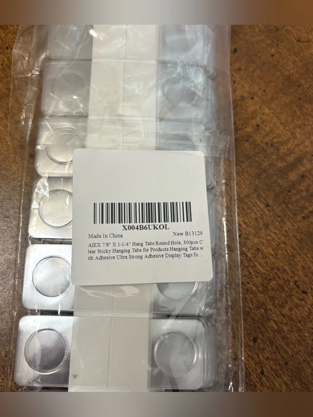 300 Piece Sticky Hang Tags And 300 Letter Labels 4 x 2 Inches